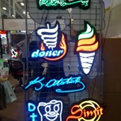 Neon Tabela (0)