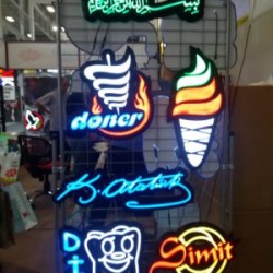 Neon Tabela